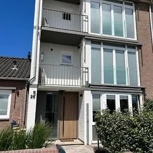 Aparthotel Casa Del Cisne 3 Netherlands