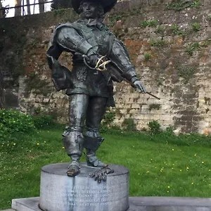  Bed & Breakfast Artagnan